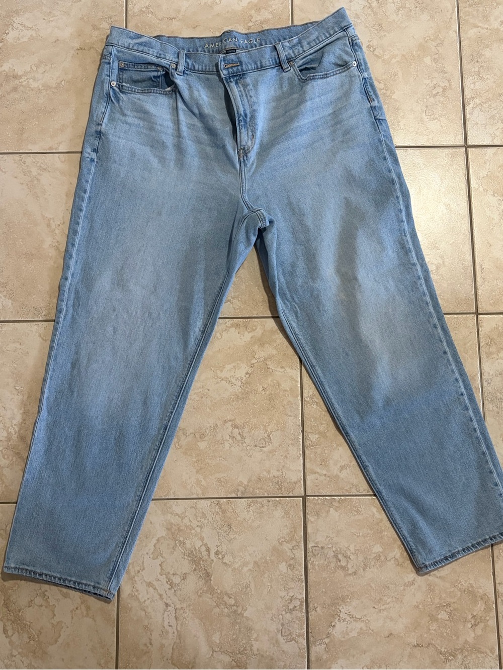 American Eagle Outfitters Light Wash Men’s Straight Jeans
